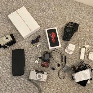 Assorted working and non working electronics and technology.